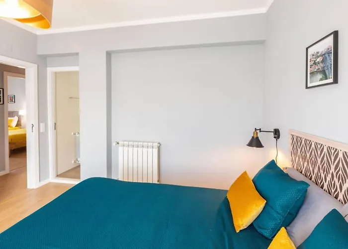 Modern 5 Mins Walking To The Santuary Apartamento Fátima