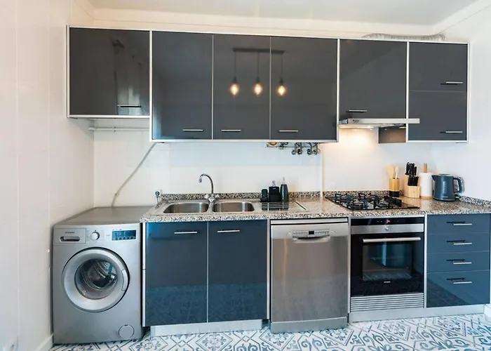 Modern 5 Mins Walking To The Santuary Apartamento Fátima